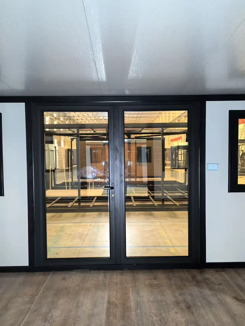 20ft Ultra-Slim (700mm) Double-Wing Folding House view 