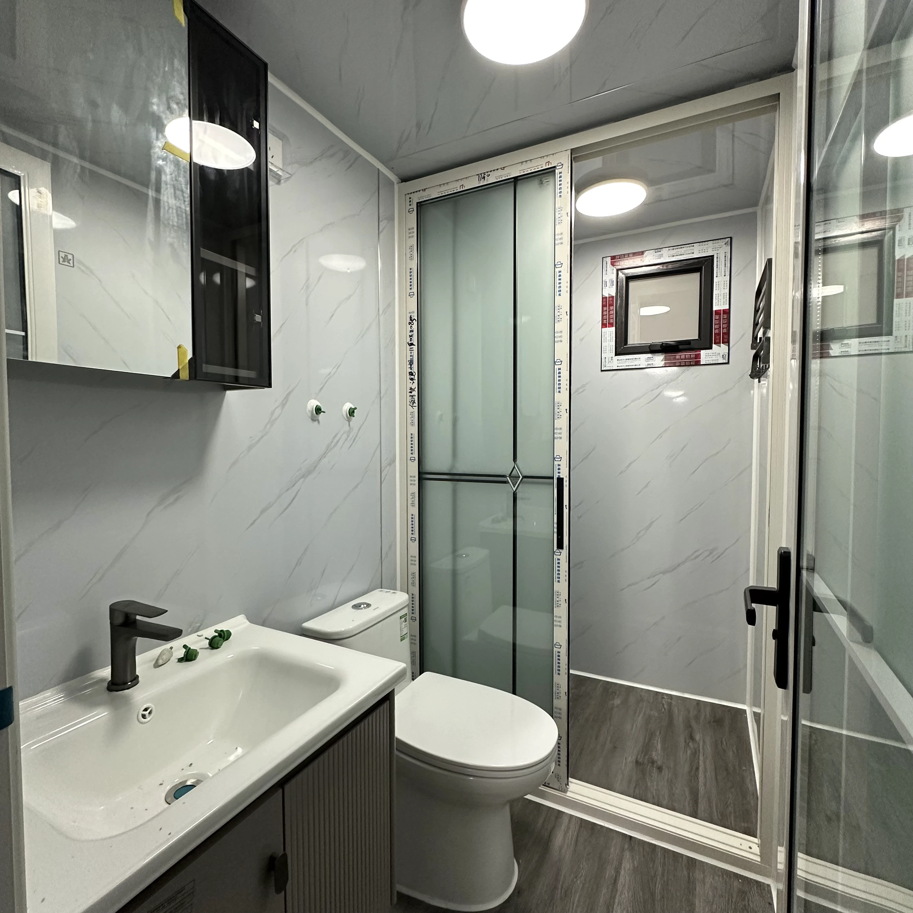 40ft Double-Wing Expandable Container House view 